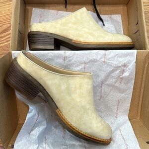 American Rag Segovia western mules milk bone women’s size 8 casual neutral new